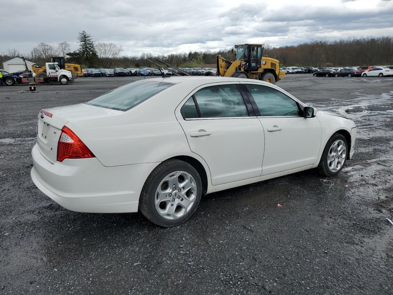 3FAHP0HAXAR258478 2010 Ford Fusion Se