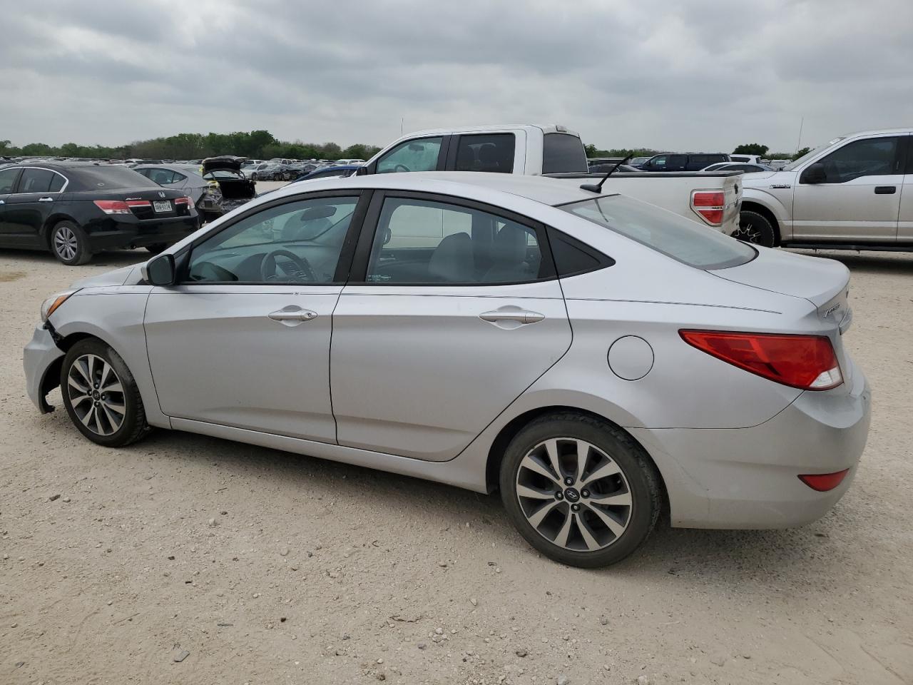 KMHCT4AE4HU350589 2017 Hyundai Accent Se