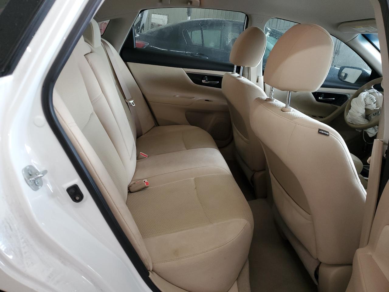 2014 Nissan Altima 2.5 vin: 1N4AL3AP8EN230121