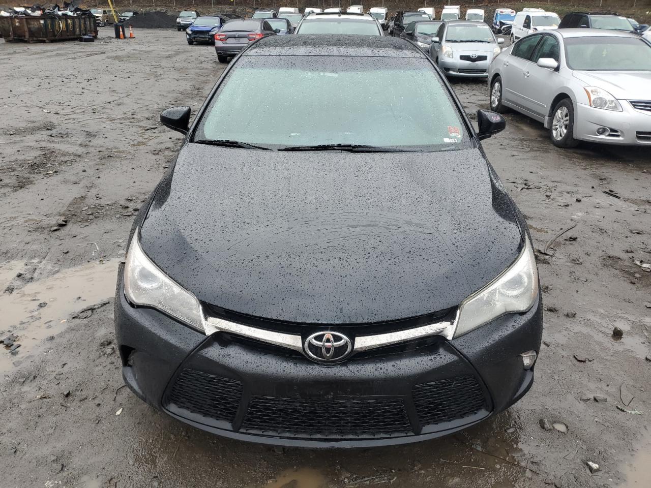 2016 Toyota Camry Le vin: 4T1BF1FKXGU560743