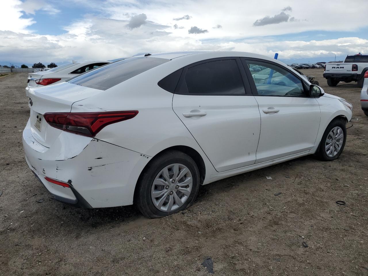 3KPC24A66LE126554 2020 Hyundai Accent Se