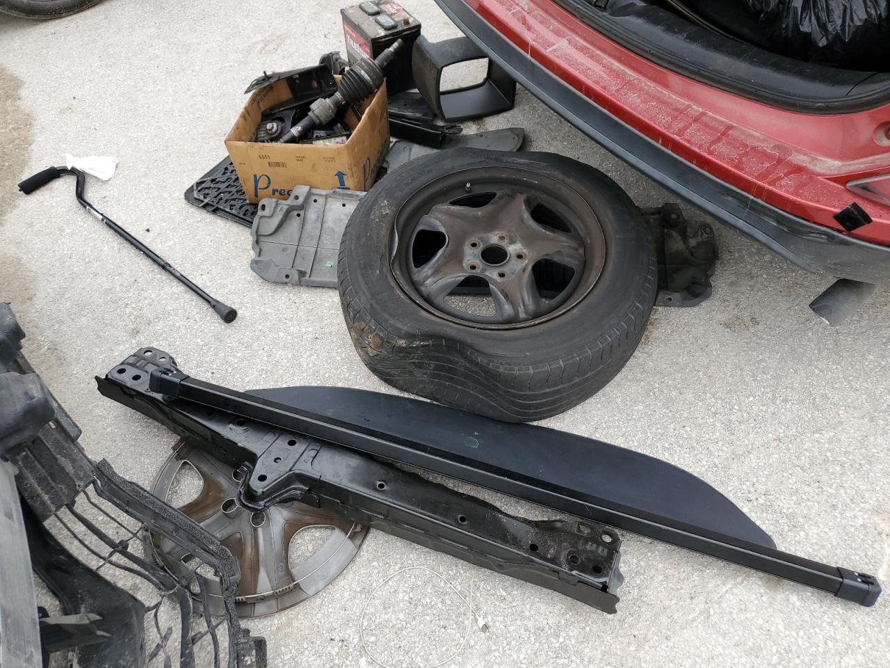 2T3ZFREV0HW398252 2017 Toyota Rav4 Le