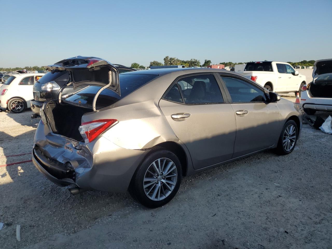 2015 Toyota Corolla L vin: 2T1BURHE5FC283480