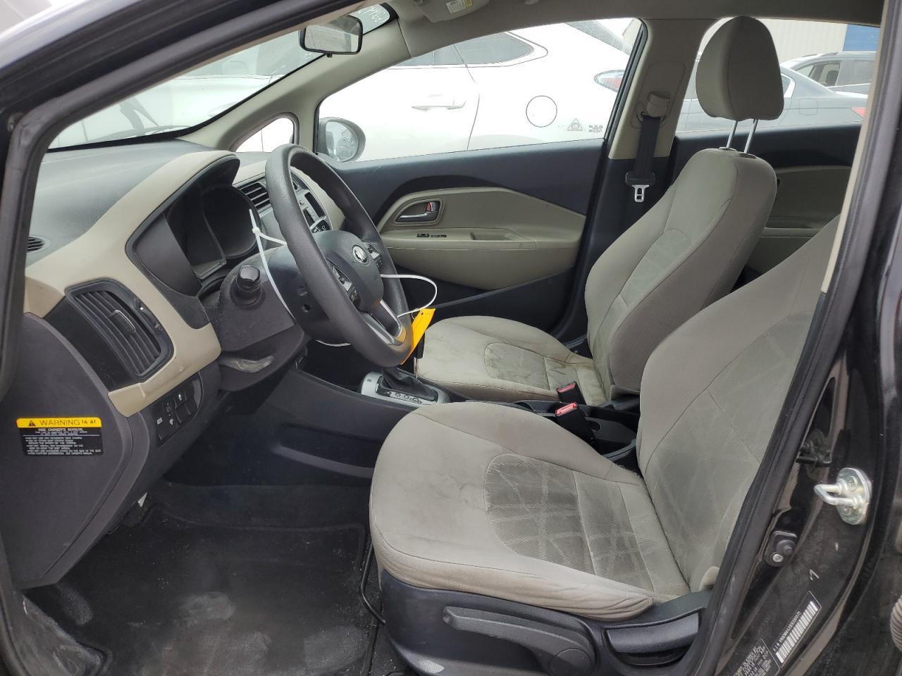 KNADM4A33E6330075 2014 Kia Rio Lx