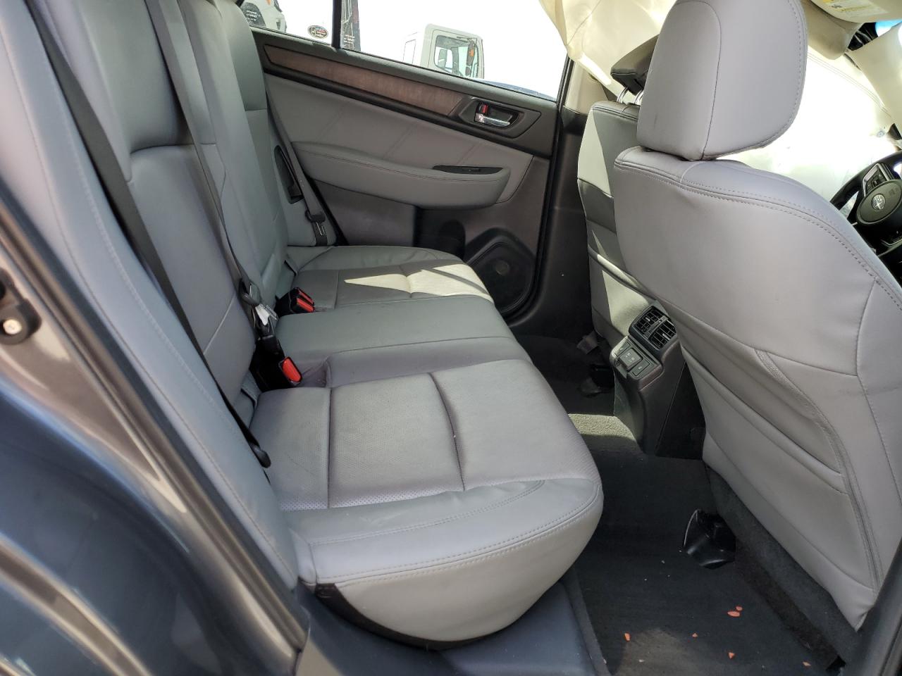 4S4BSAJC5K3289701 2019 Subaru Outback 2.5I Limited