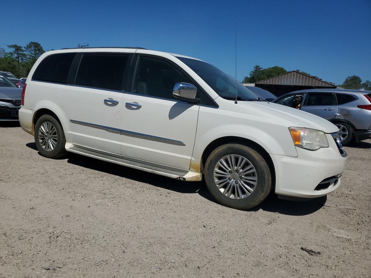 2C4RC1CG1DR691905 2013 Chrysler Town & Country Touring L