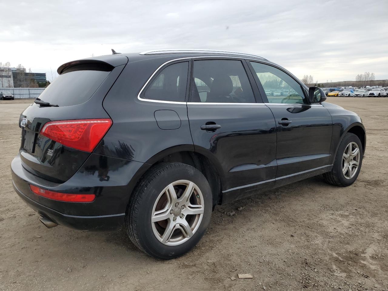 WA1CKCFP7AA077760 2010 Audi Q5 Premium