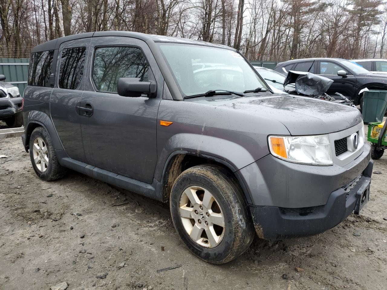 5J6YH2H76BL000413 2011 Honda Element Ex