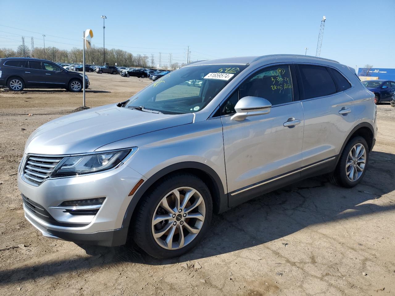 5LMCJ2D92GUJ15712 2016 Lincoln Mkc Select