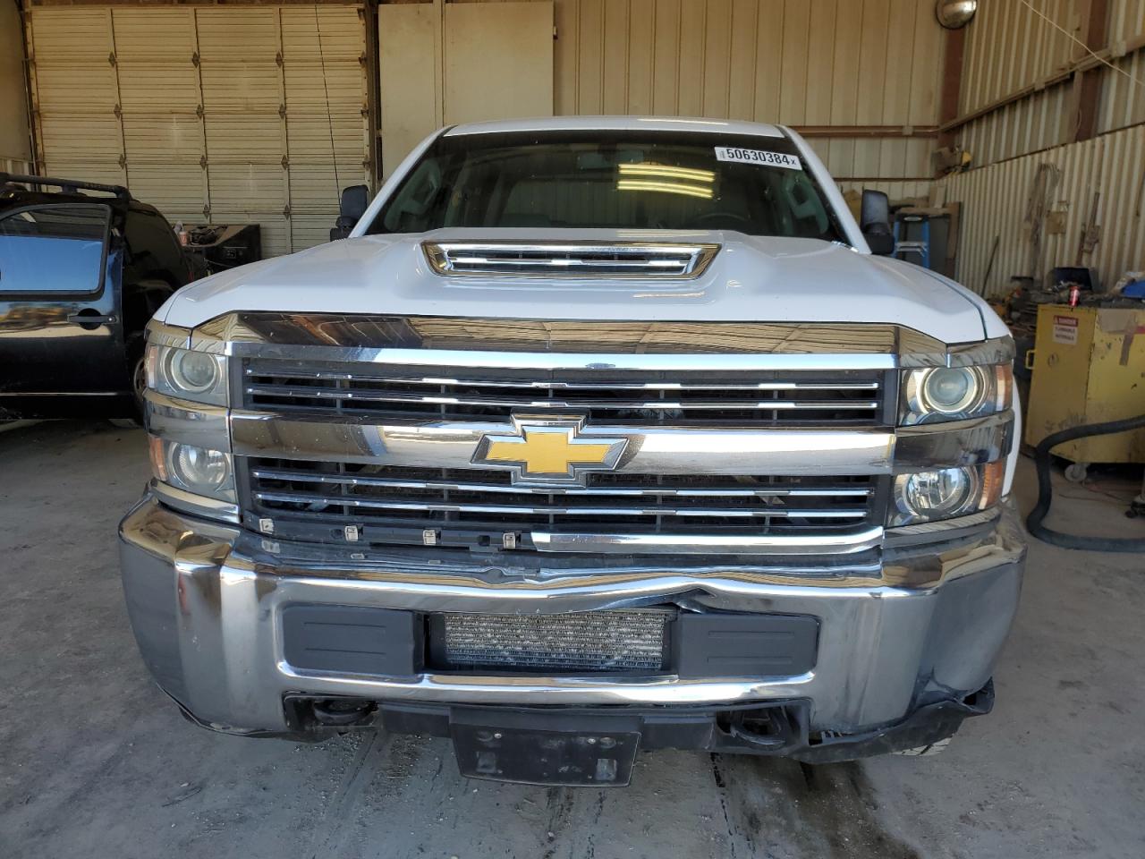 2018 Chevrolet Silverado K2500 Heavy Duty vin: 1GC1KUEY4JF260372