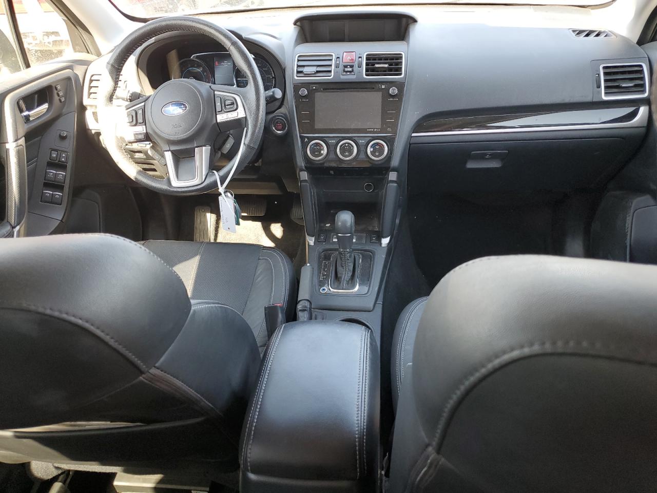 JF2SJAWC2JH452758 2018 Subaru Forester 2.5I Touring