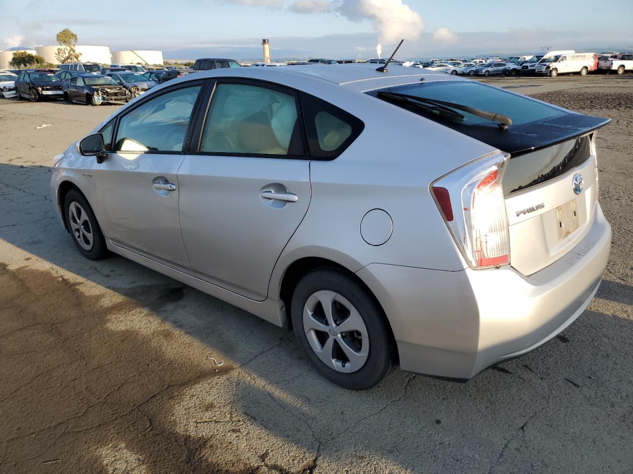 JTDKN3DU5E1752299 2014 Toyota Prius
