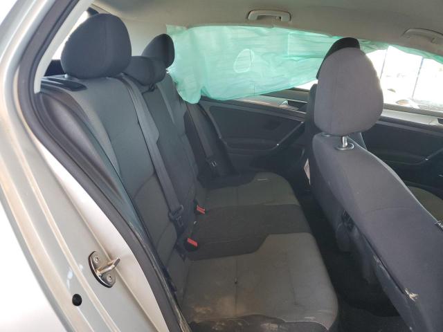 2016 VOLKSWAGEN E-GOLF SE - WVWKP7AU8GW909111