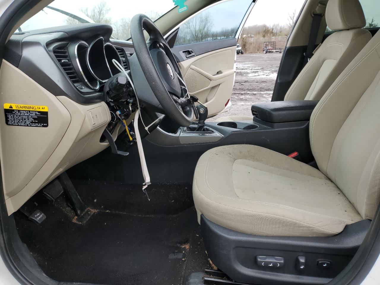 KNAGM4A78B5186783 2011 Kia Optima Lx