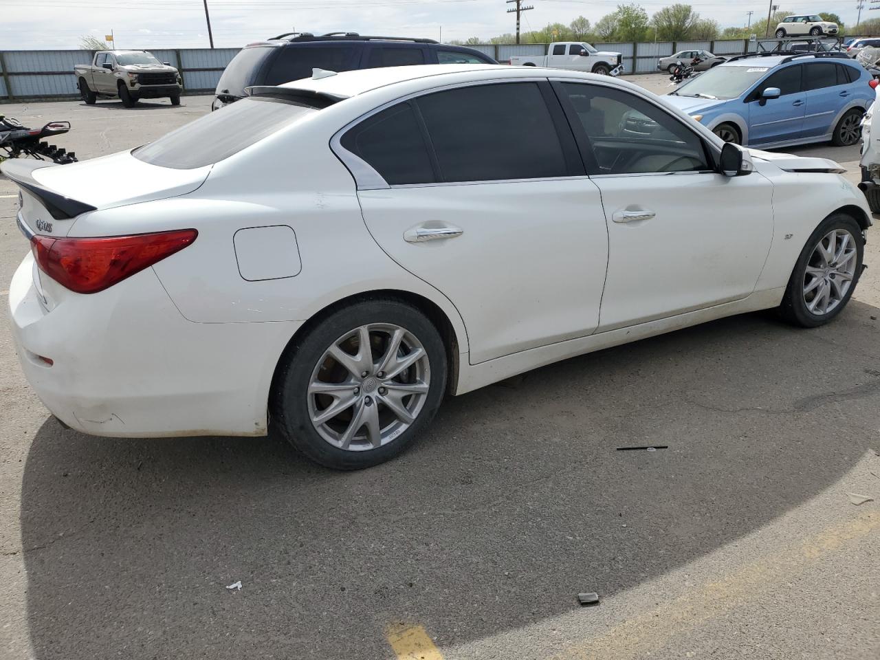 2014 Infiniti Q50 Base vin: JN1BV7AR3EM704230