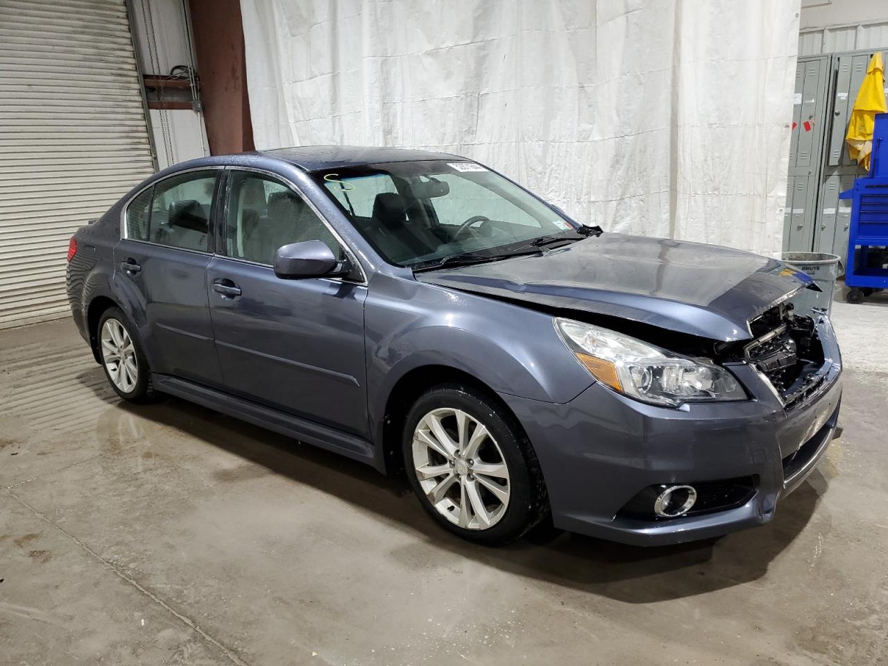 2014 Subaru Legacy 2.5I Limited vin: 4S3BMBM67E3024048