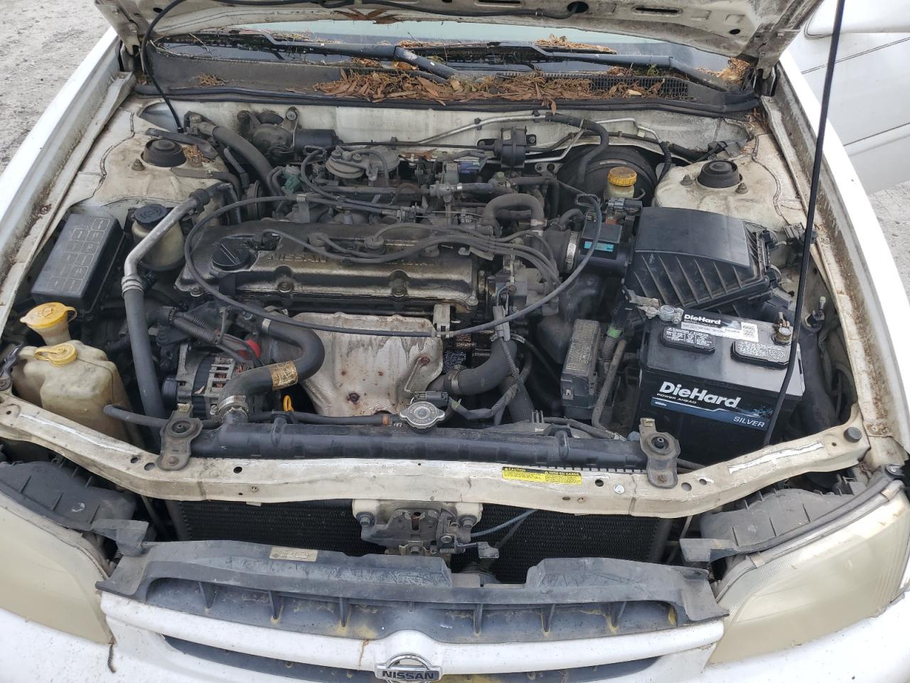 1N4DL01D3XC268033 1999 Nissan Altima Xe