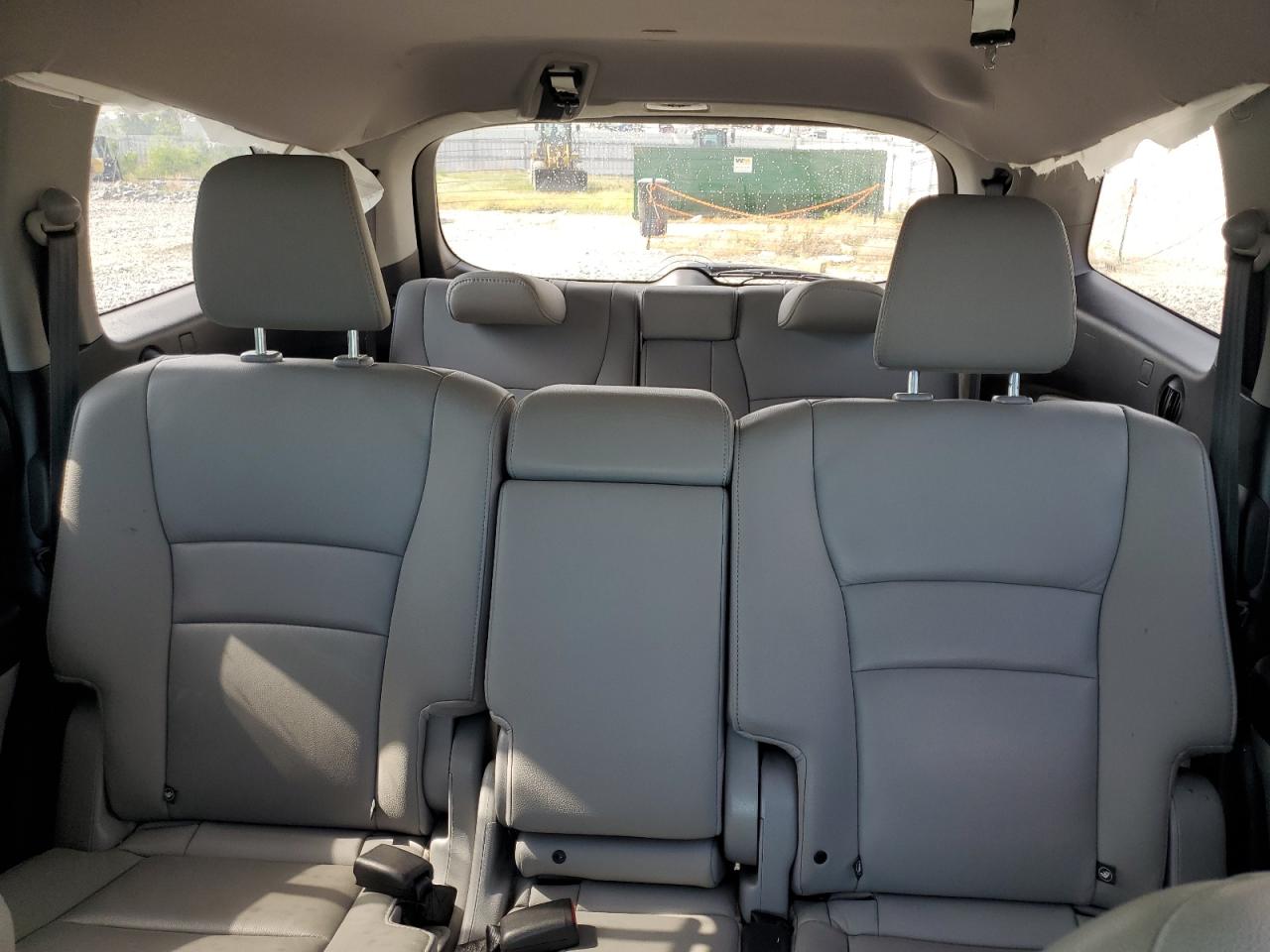 5FNYF5H57KB013413 2019 Honda Pilot Exl