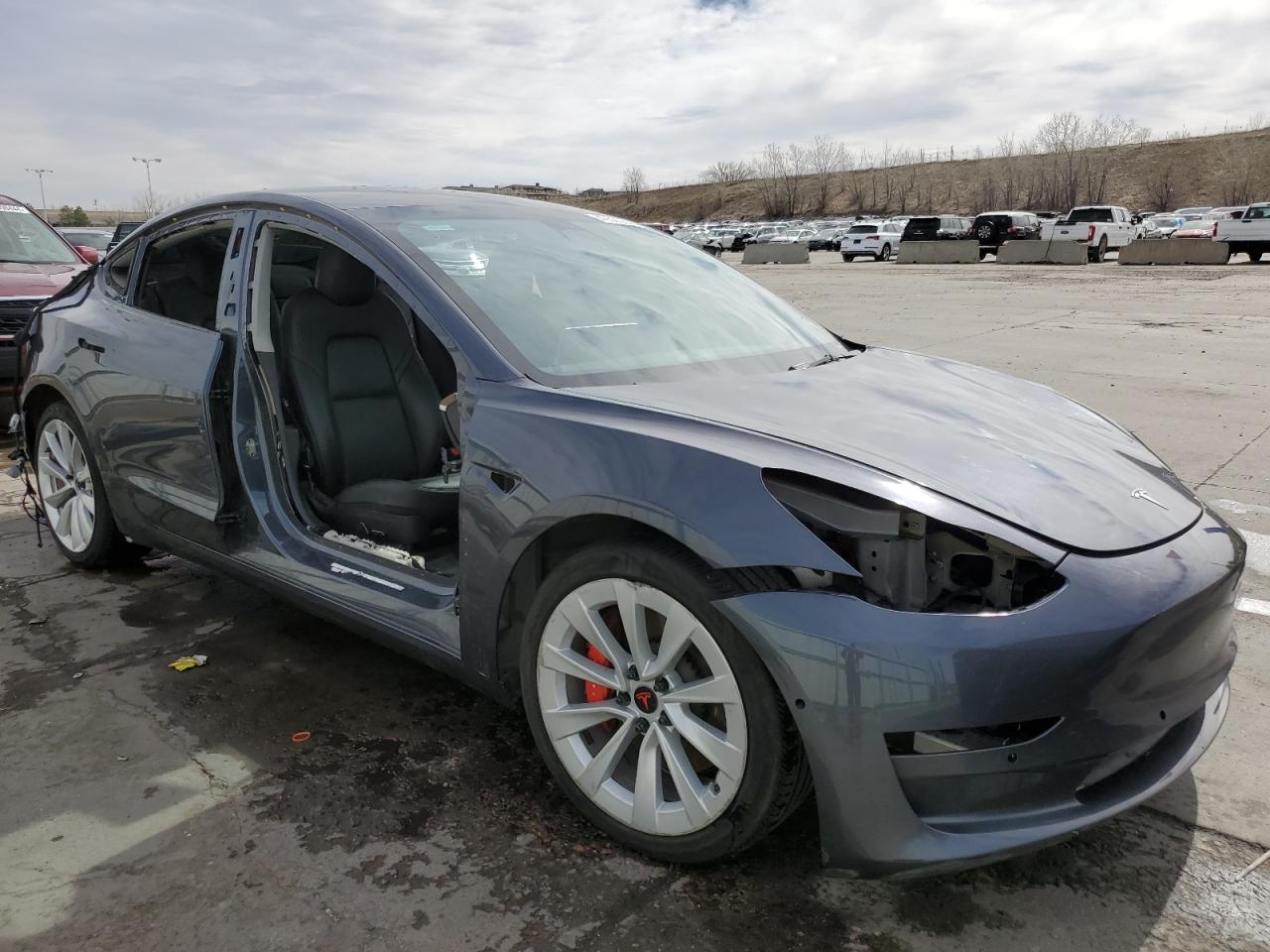 2022 Tesla Model 3 vin: 5YJ3E1EC8NF330842