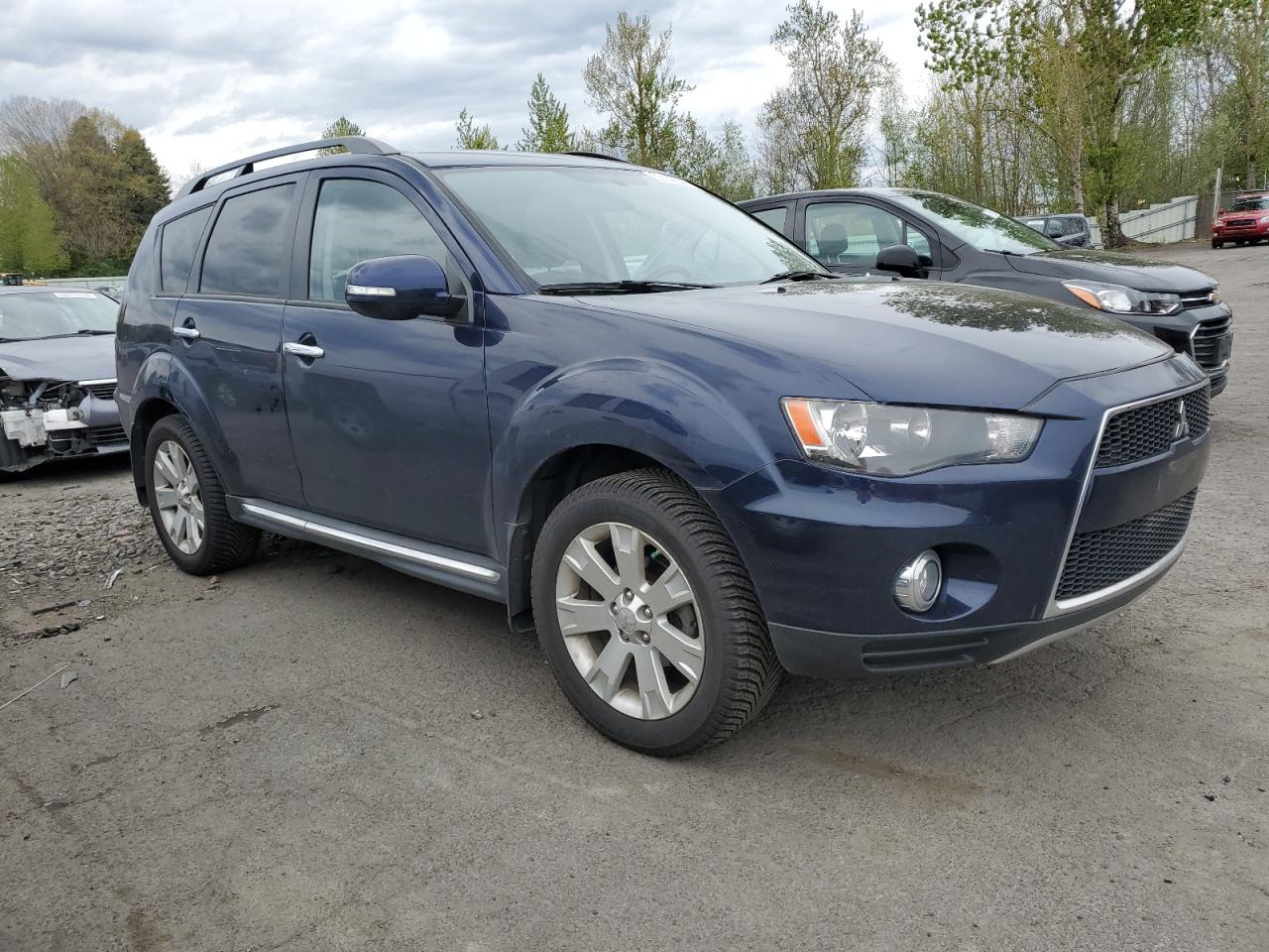 JA4JT3AW3CU014045 2012 Mitsubishi Outlander Se