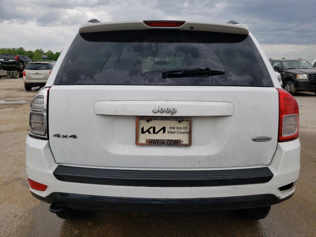 1J4NF1FB6BD235446 2011 Jeep Compass Sport