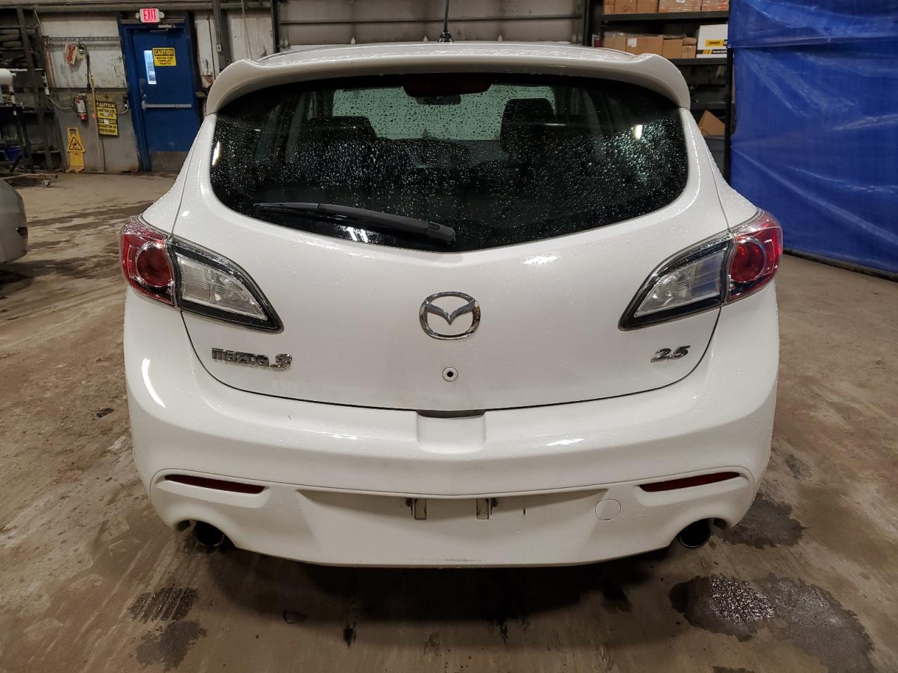 JM1BL1L57B1380612 2011 Mazda 3 S