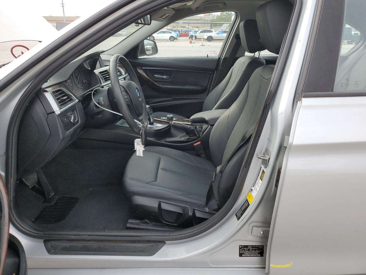 WBA8E1G51HNU14637 2017 BMW 320 I