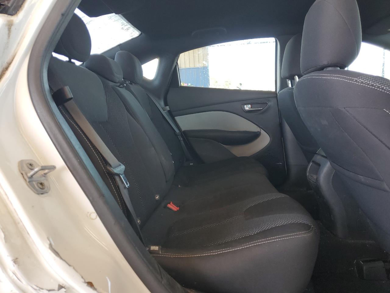 1C3CDFBB3FD159796 2015 Dodge Dart Sxt