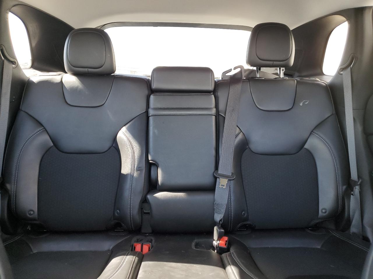 1C4PJLLX0KD273313 2019 Jeep Cherokee Latitude Plus