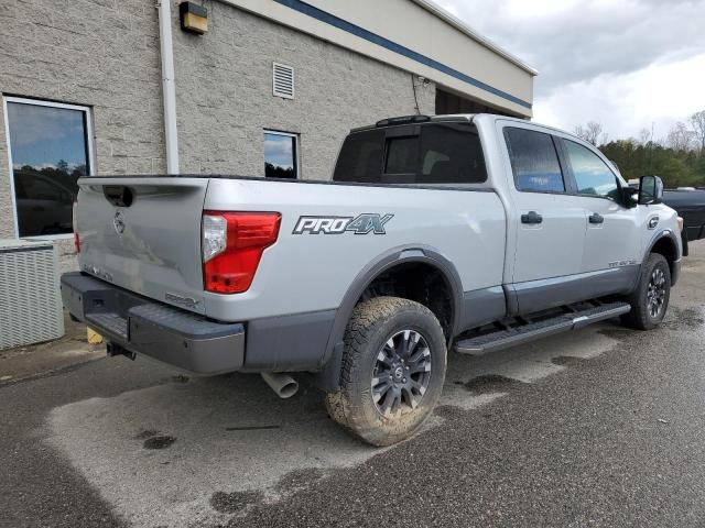 2018 Nissan Titan - Image 3