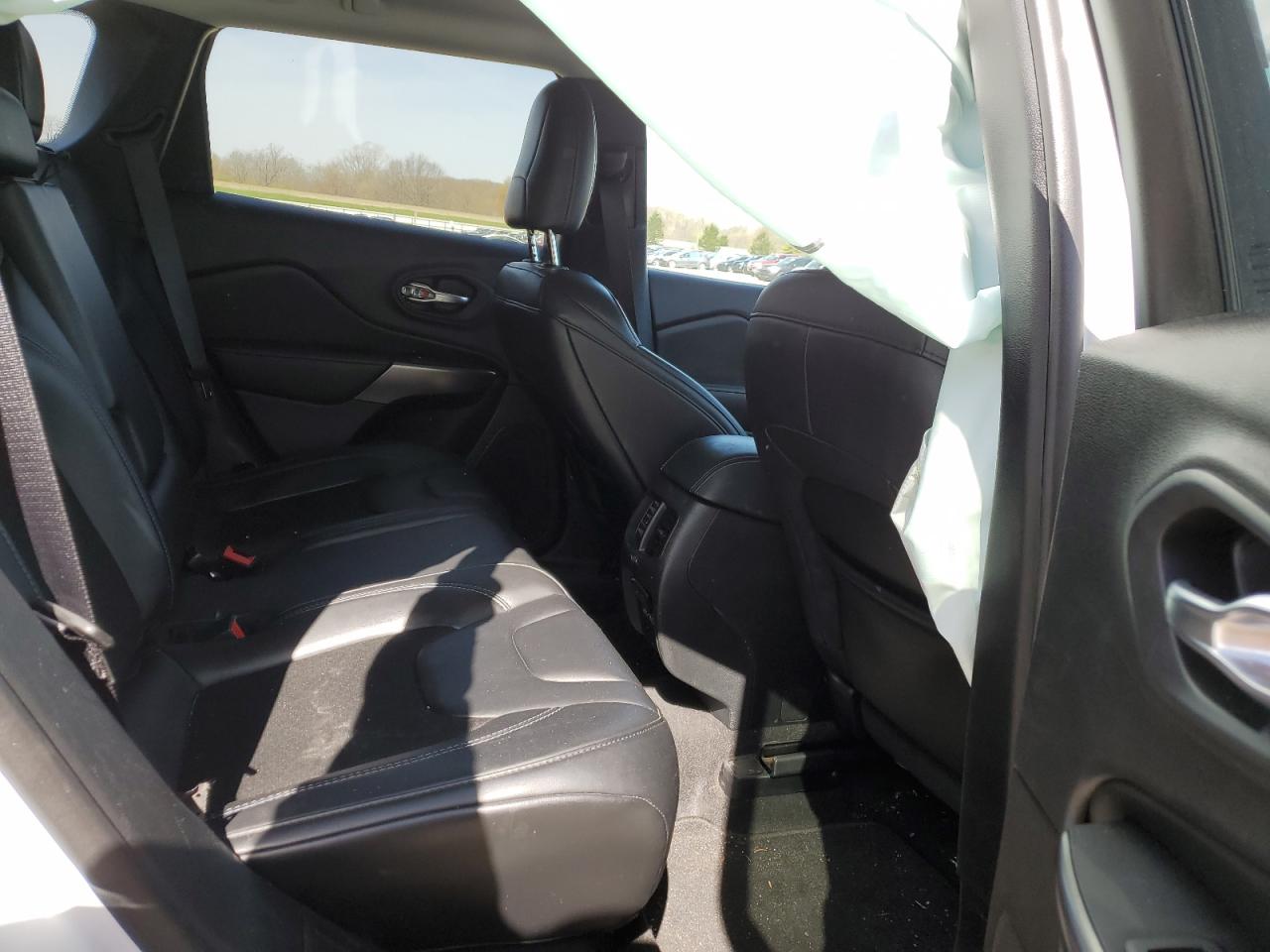 1C4PJMLB8LD601041 2020 Jeep Cherokee Latitude Plus