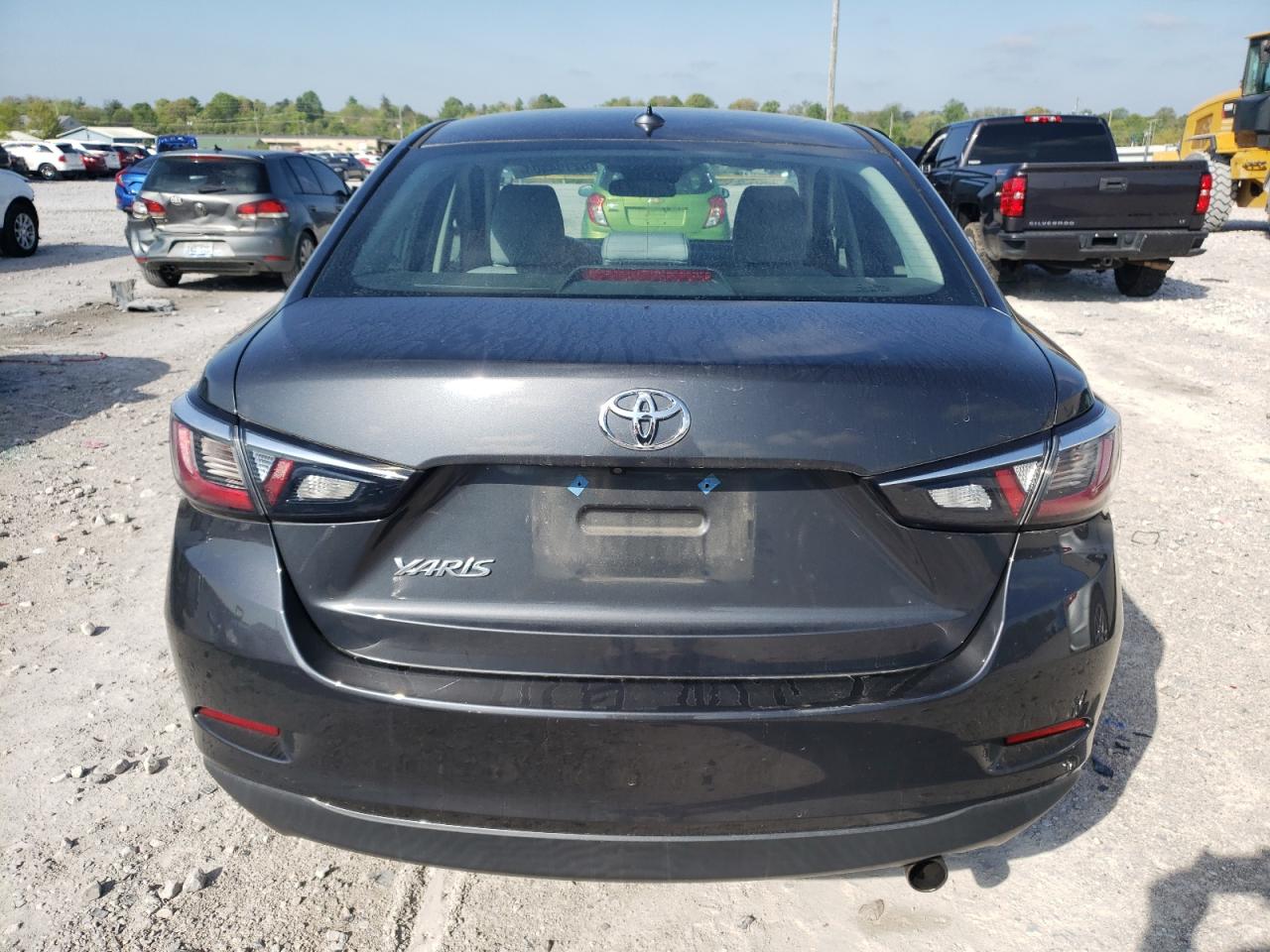 2019 Toyota Yaris L vin: 3MYDLBYV5KY510178