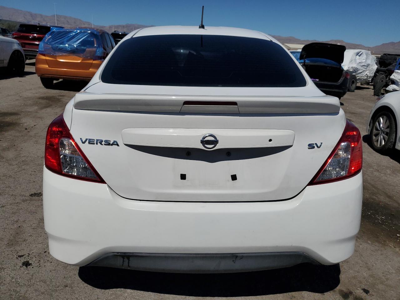 2017 Nissan Versa S vin: 3N1CN7AP7HL842533