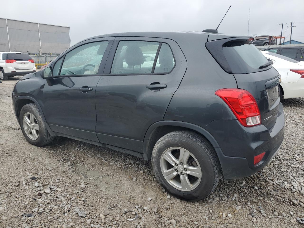 2019 Chevrolet Trax Ls vin: 3GNCJNSB3KL333859