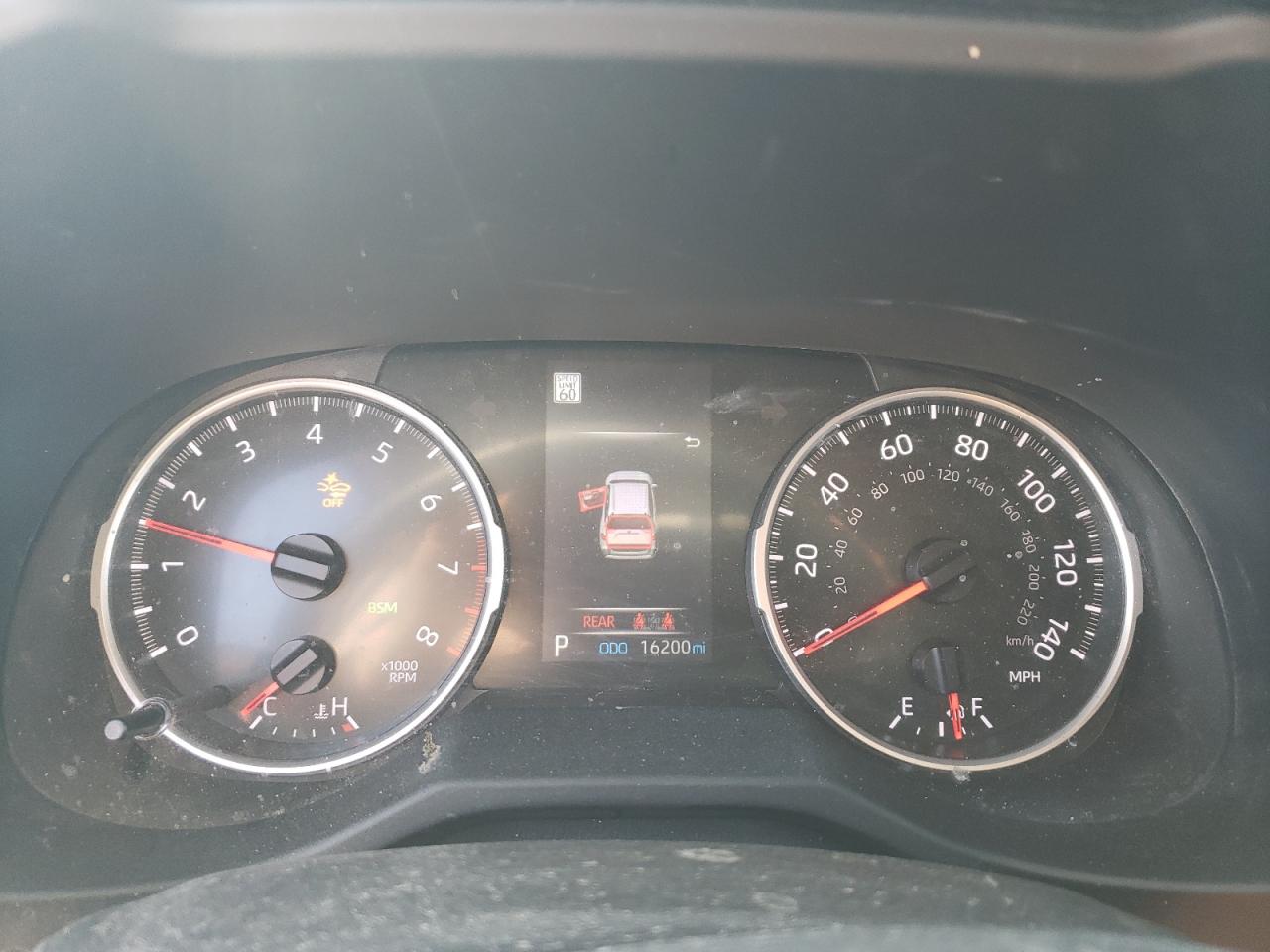 2T3P1RFV8NC285568 2022 Toyota Rav4 Xle