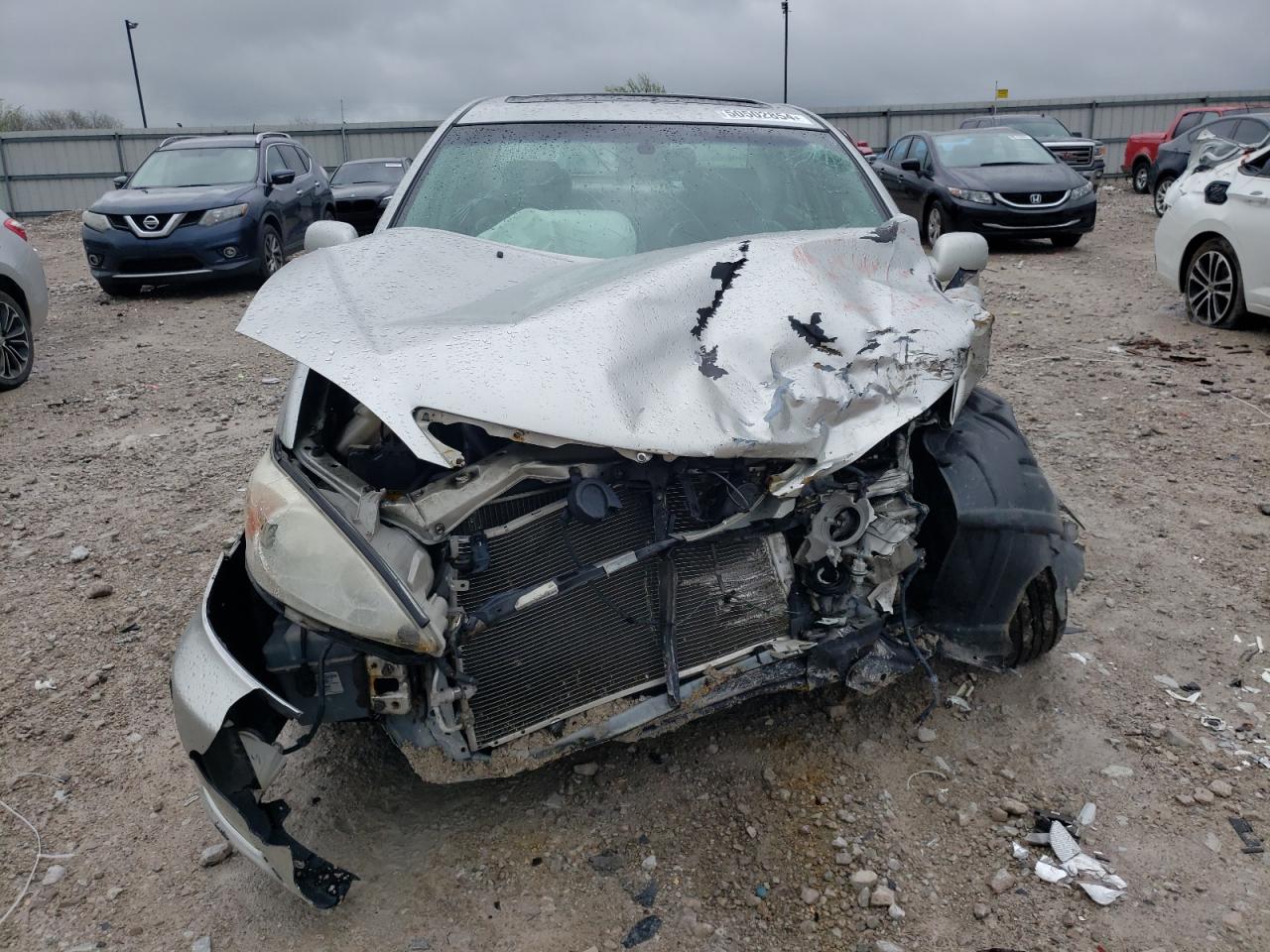 4T1BF30K24U071642 2004 Toyota Camry Le