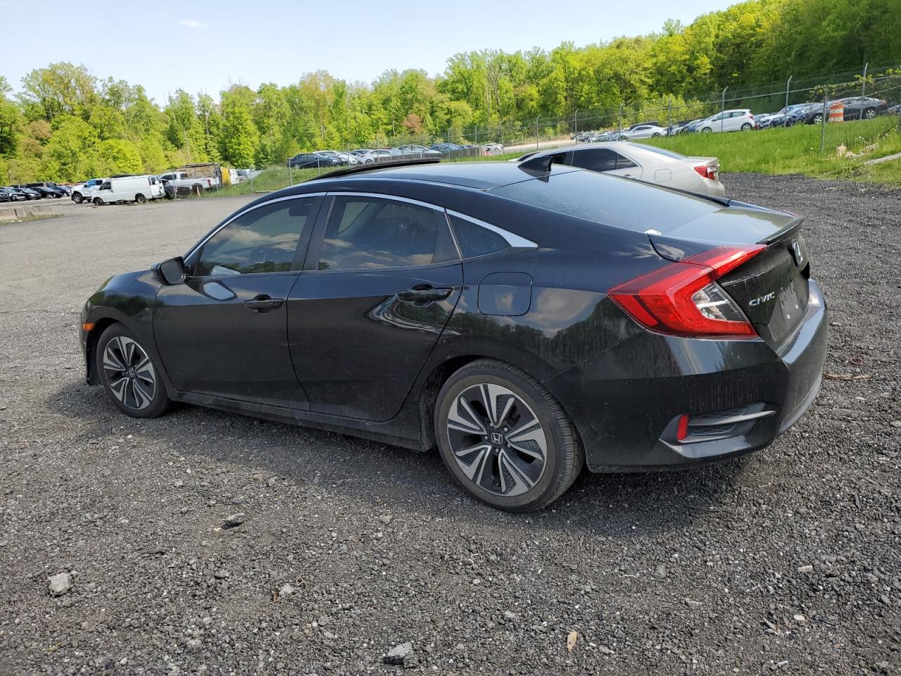 2018 Honda Civic Ex vin: JHMFC1F33JX012790