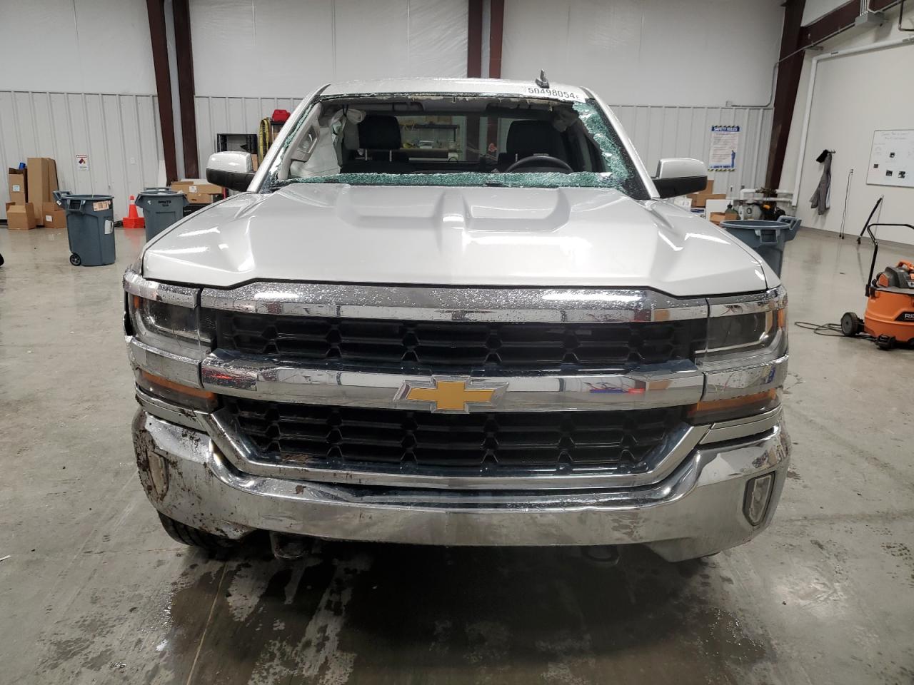 2018 Chevrolet Silverado K1500 Lt vin: 3GCUKREC2JG561882