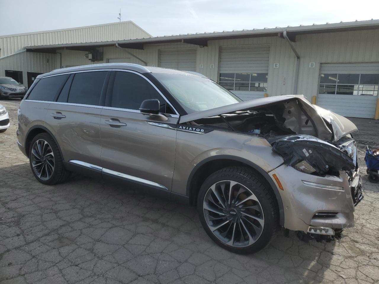 5LM5J7XC9LGL21132 2020 Lincoln Aviator Reserve