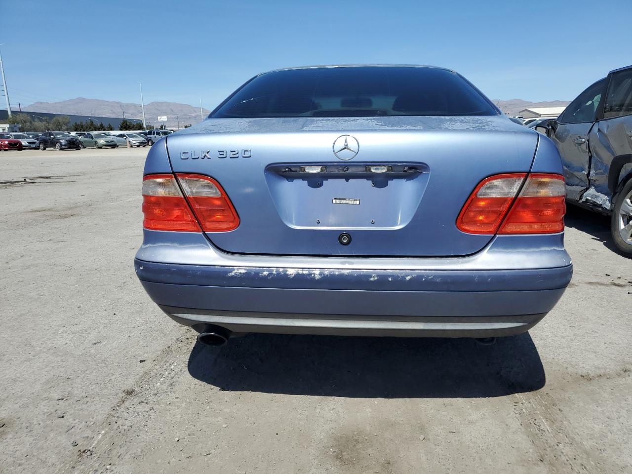 WDBLJ65G3WF041035 1998 Mercedes-Benz Clk 320