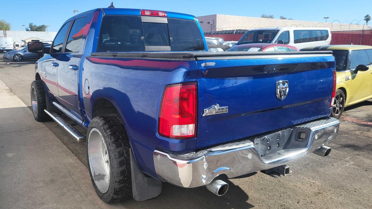 1C6RR6LT9HS556711 2017 Ram 1500 Slt