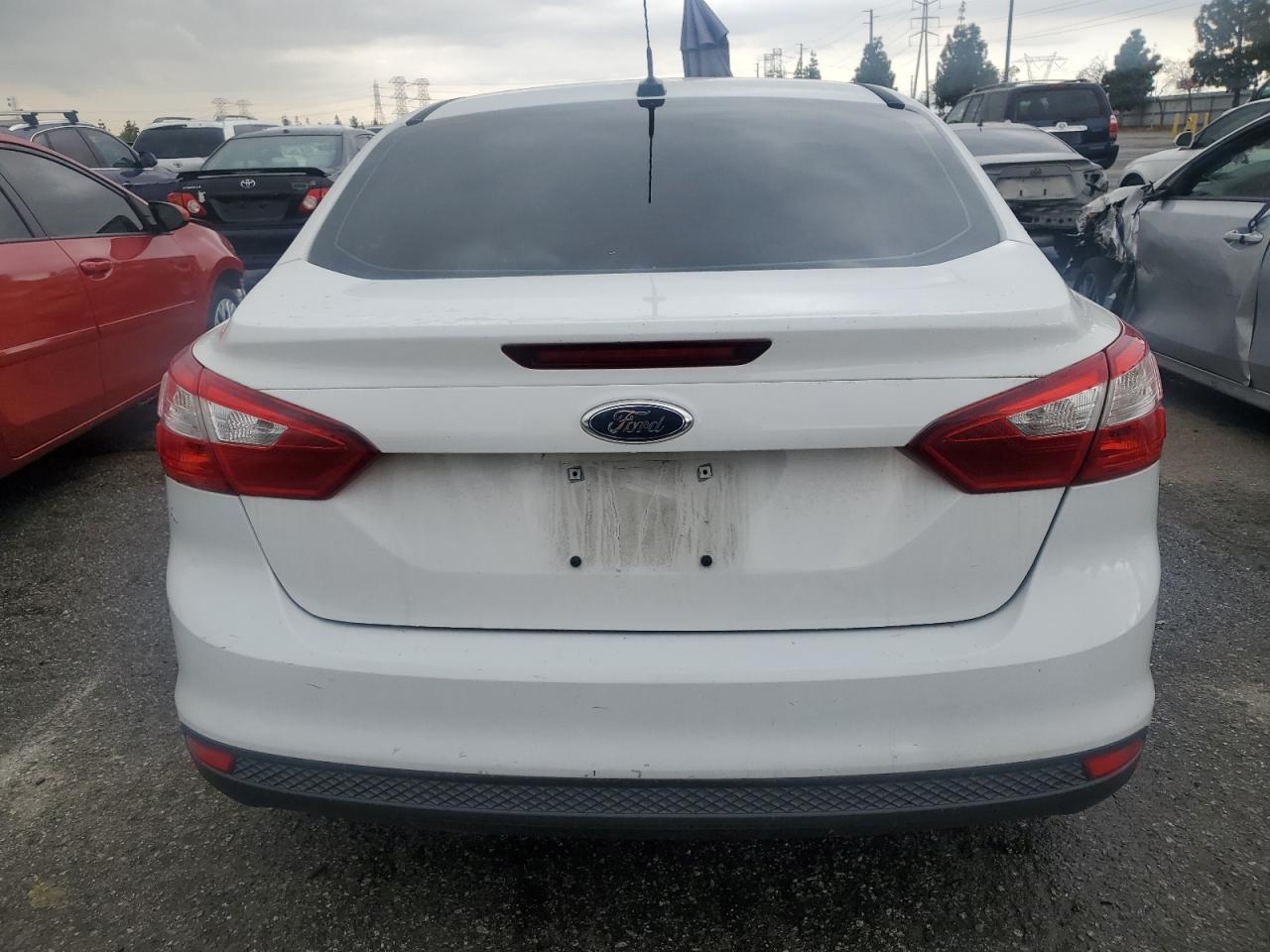 2013 Ford Focus Se vin: 1FADP3F22DL340820