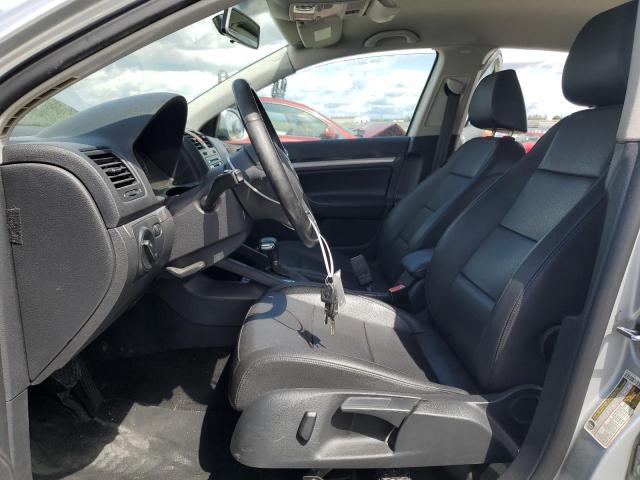 2010 Volkswagen Jetta - Image 7