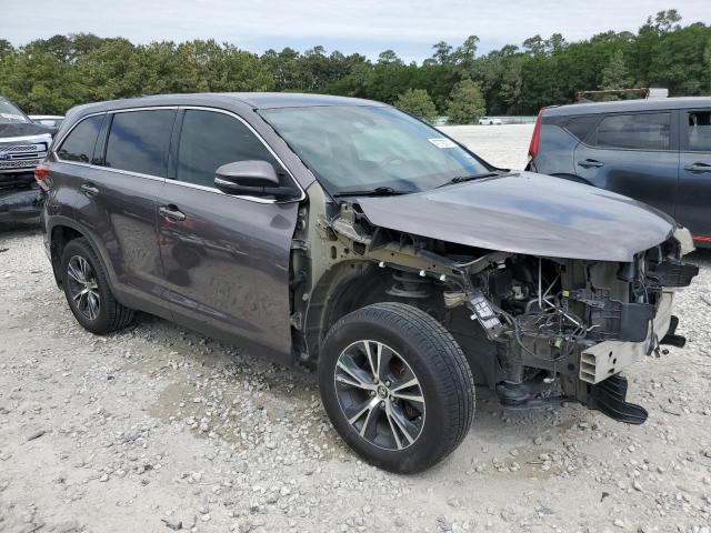 VIN 5TDZZRFH7KS318826 2019 Toyota Highlander, LE no.4