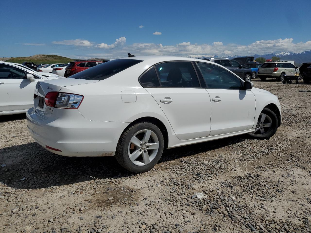 3VWLL7AJ7BM086327 2011 Volkswagen Jetta Tdi