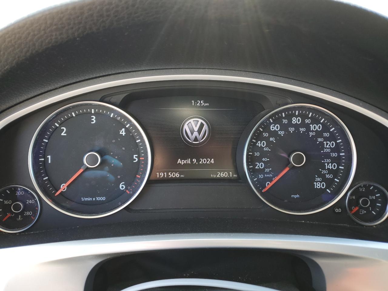 WVGEP9BP5DD003762 2013 Volkswagen Touareg V6 Tdi