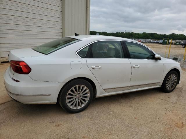 2016 Volkswagen Passat Se VIN: 1VWBS7A30GC010697 Lot: 51288604