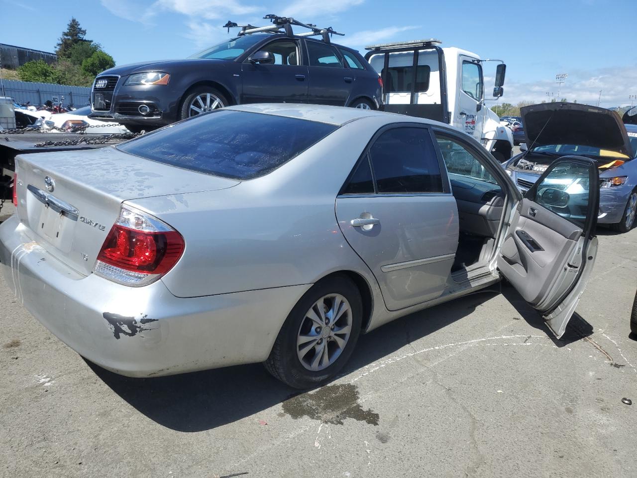 4T1BF30K45U601031 2005 Toyota Camry Le