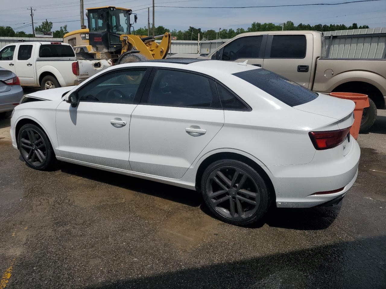 WAUAUGFF0J1044098 2018 Audi A3 Premium