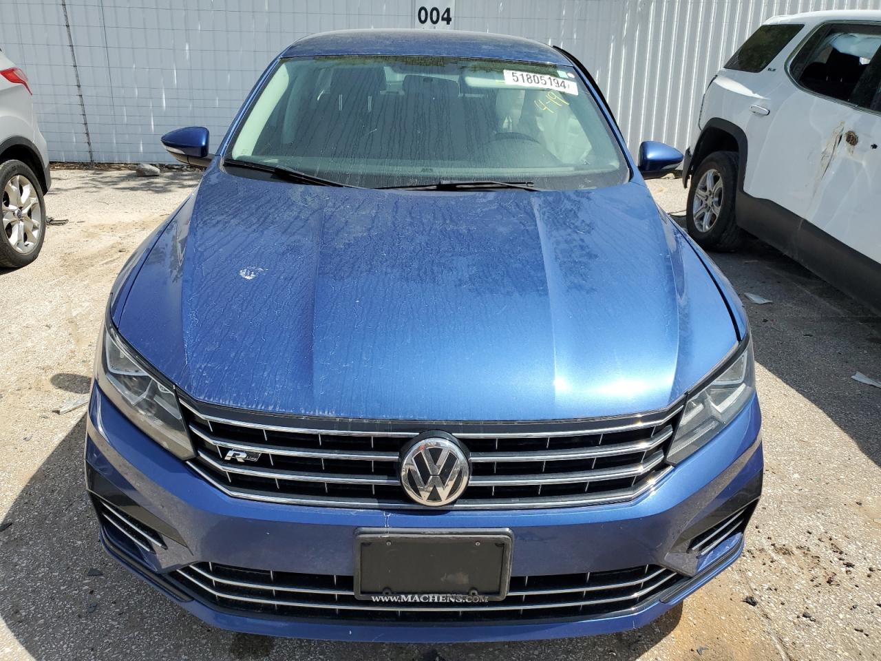 2017 Volkswagen Passat R-Line vin: 1VWDT7A32HC043529